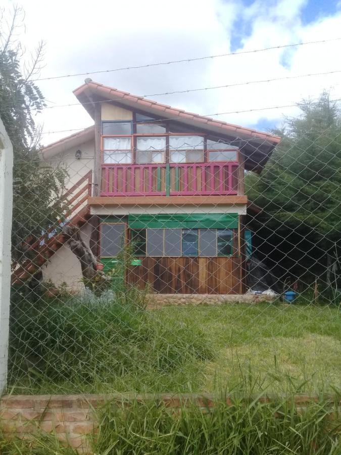 Los Aventureros Hostel Samaipata Exterior photo